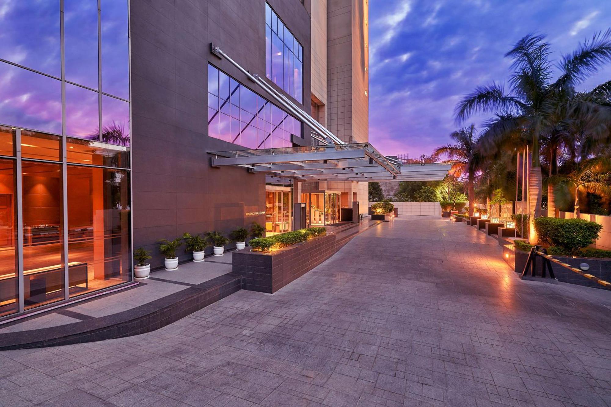 Hotel Hyatt Regency Lucknow Gomti Nagar Extérieur photo The Oberoi, Mumbai